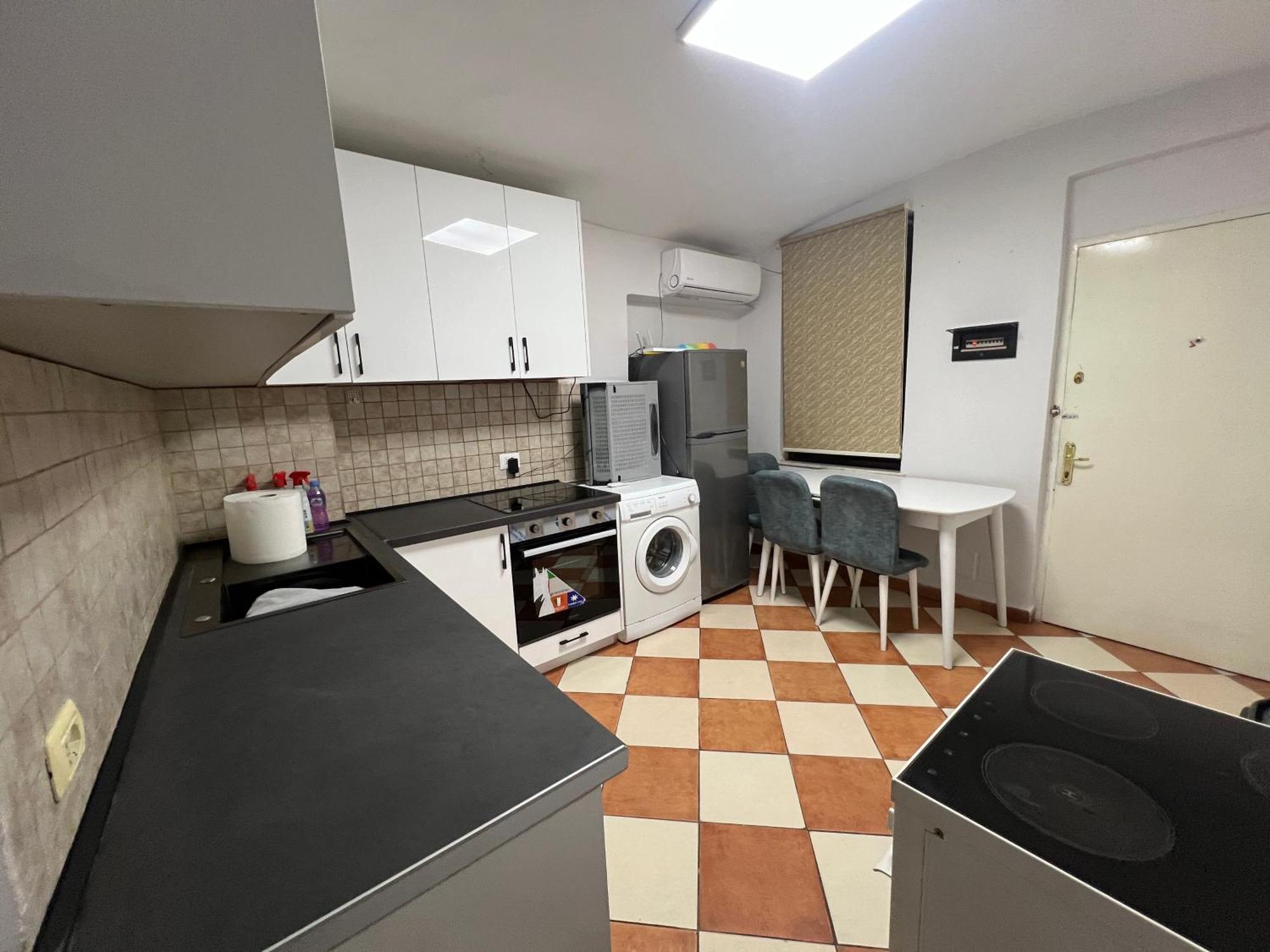Sisterhood Hostel-Female Only Tirana Eksteriør billede